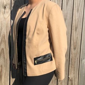 CHICO’S woman’s jacket size XL